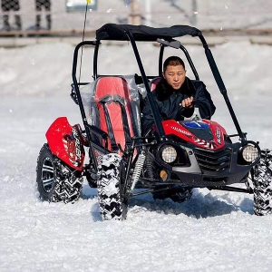 雪地摩托卡丁车