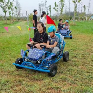 越野卡丁车